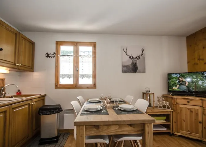 Calme 3 Etoiles Avec Wi-fi Et Parking, - Fr-1-343-212