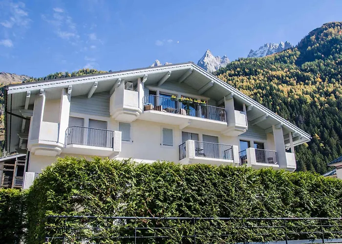 Apartment Calme 3 Etoiles Avec Wi-fi Et Parking, - Fr-1-343-212 *